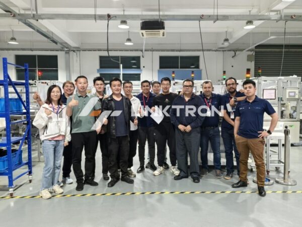 墨西哥客户合影